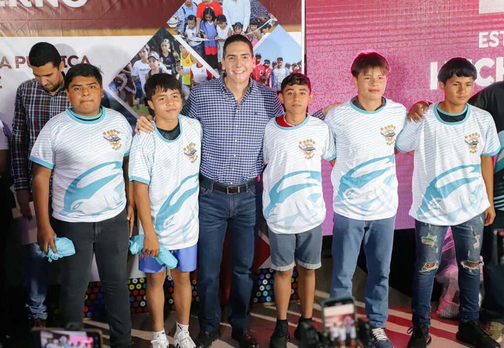 Héctor Santana presenta avances clave en Bahía de Banderas 3 Hector Santana 03