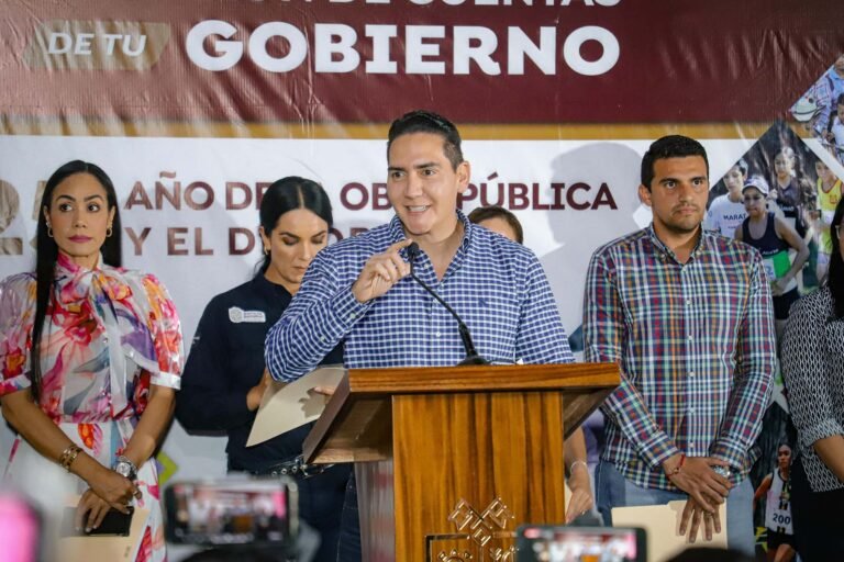 Héctor Santana presenta avances clave en Bahía de Banderas