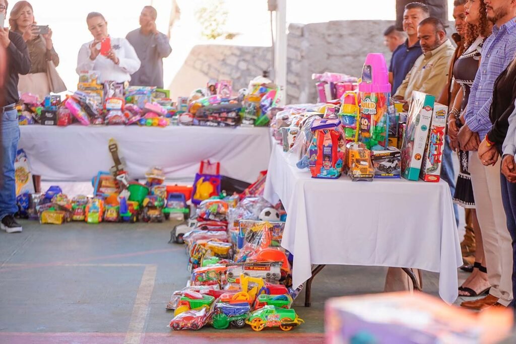 Héctor Santana lanza “Sí al desarme, sí a la paz” en Bahía de Banderas 2 Hector Santana lanza Si al desarme si a la paz en Bahia de Banderas 08