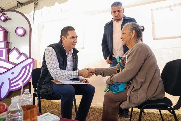 Héctor Santana refuerza el compromiso con la ciudadanía en la Audiencia Pública en El Colomo