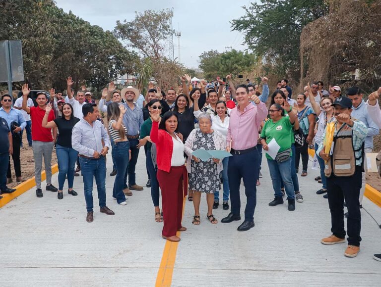 Inaugura Héctor Santana conexión entre Altavela y Tondoroque