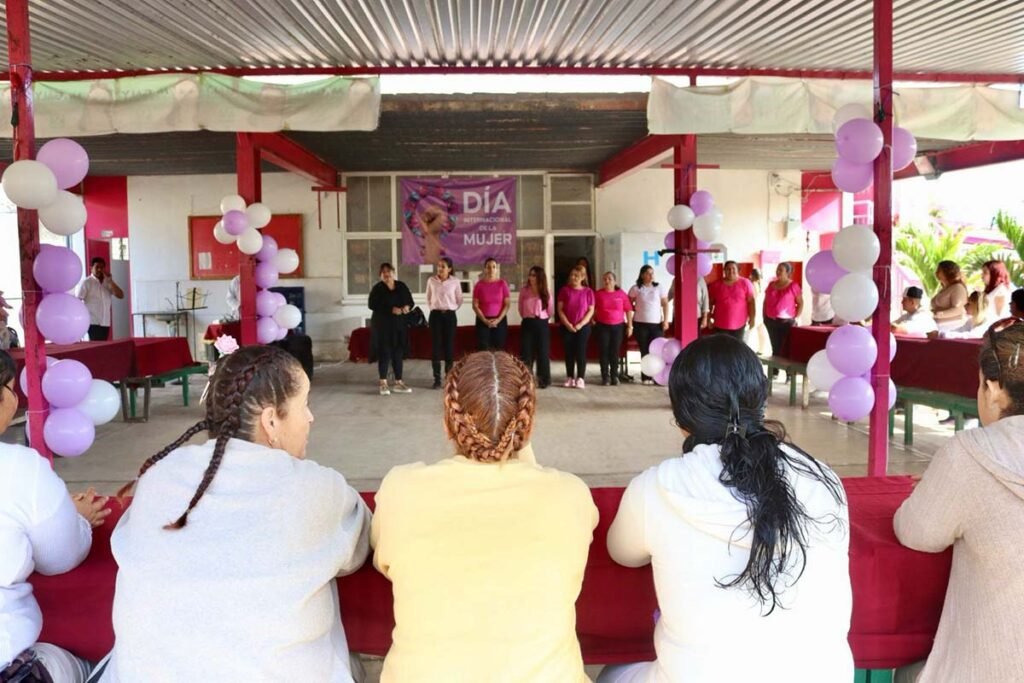 Brinda DIF contencion y apoyo a mujeres privadas de su libertad 04