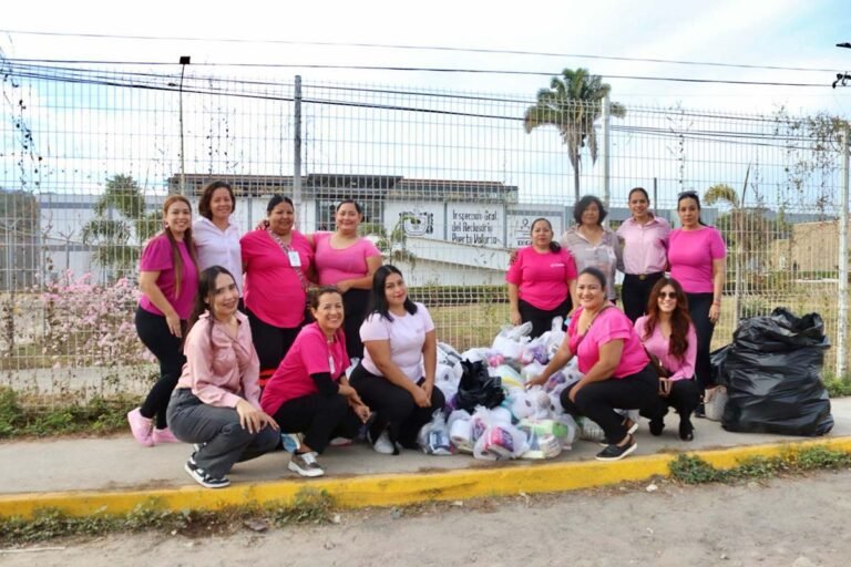 Brinda DIF contención y apoyo a mujeres privadas de su liberta