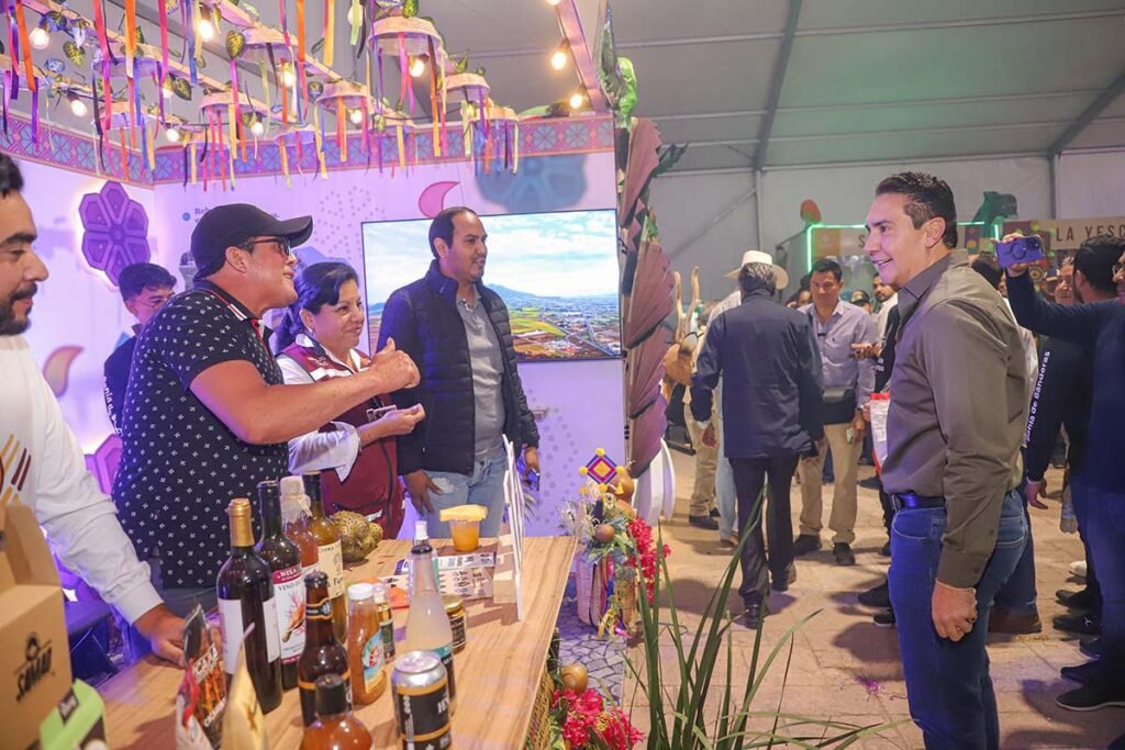 Bahía de Banderas deslumbra en la Feria Nayarit 2025 con su gastronomía y cultura 2 Feria Nayarit 2025 06