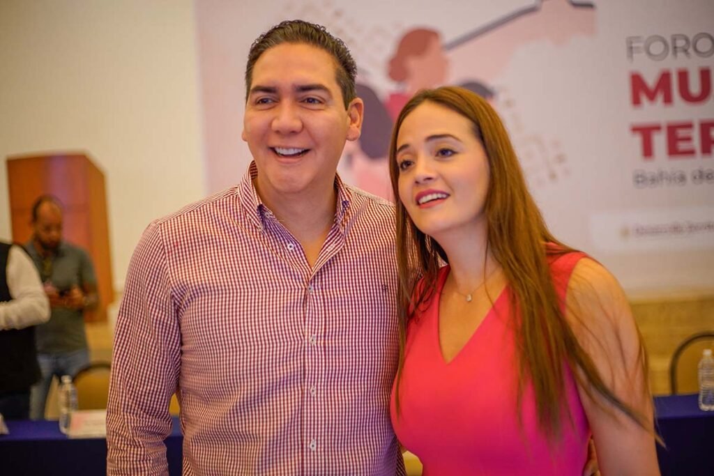 Héctor Santana y Margui Zúñiga encabezan el Foro Mujeres y Territorio 2 Foro Mujeres y Territorio 07