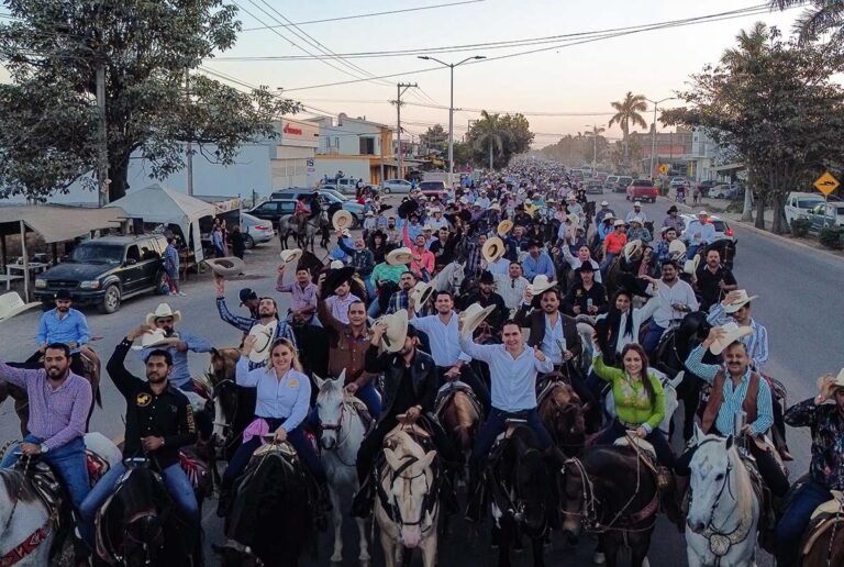 Gran Cabalgata 2025 en Bahía de Banderas: récord de asistencia y tradición