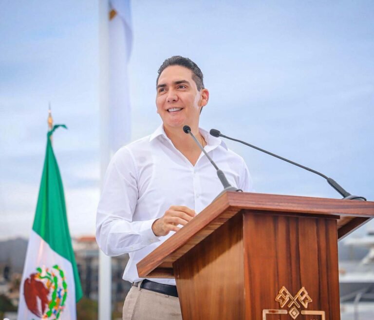 Presidente de Bahía de Banderas llama a respetar la imagen turística del municipio