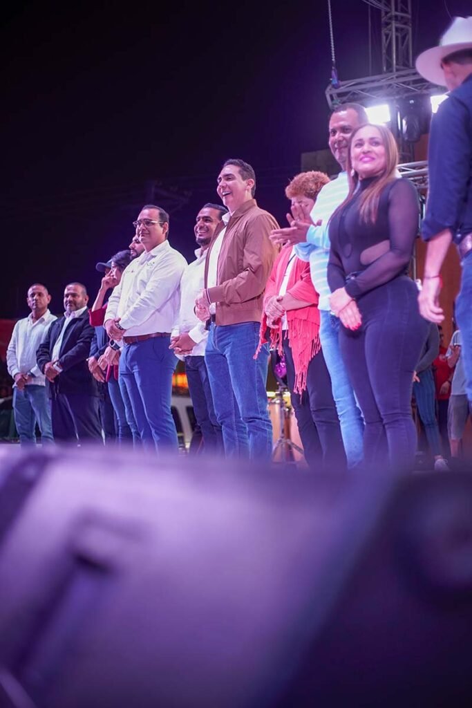 San Jose del Valle da inicio a sus Fiestas Patronales 2025 con un gran ambiente festivo 05