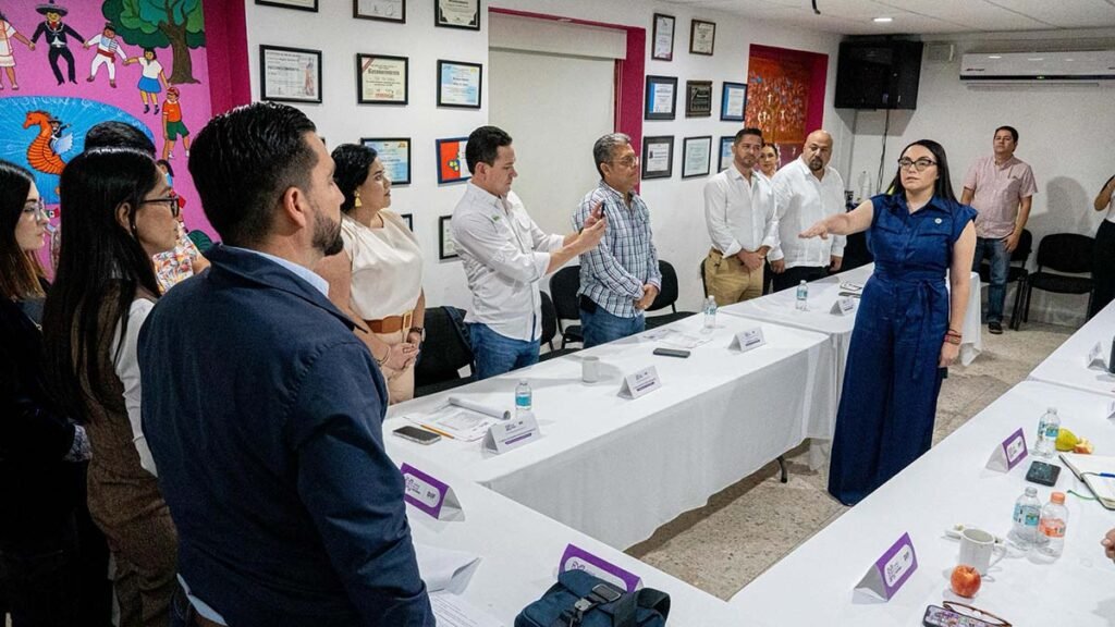 Zaira Castillón, nueva directora de DIF Vallarta 3 Zaira Castillon nueva directora de DIF Vallarta 05