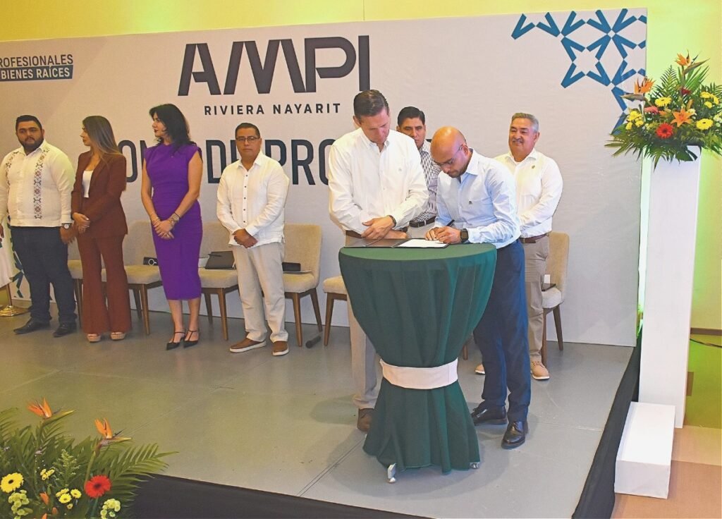 ampi riviera nayarit toma de protesta 5