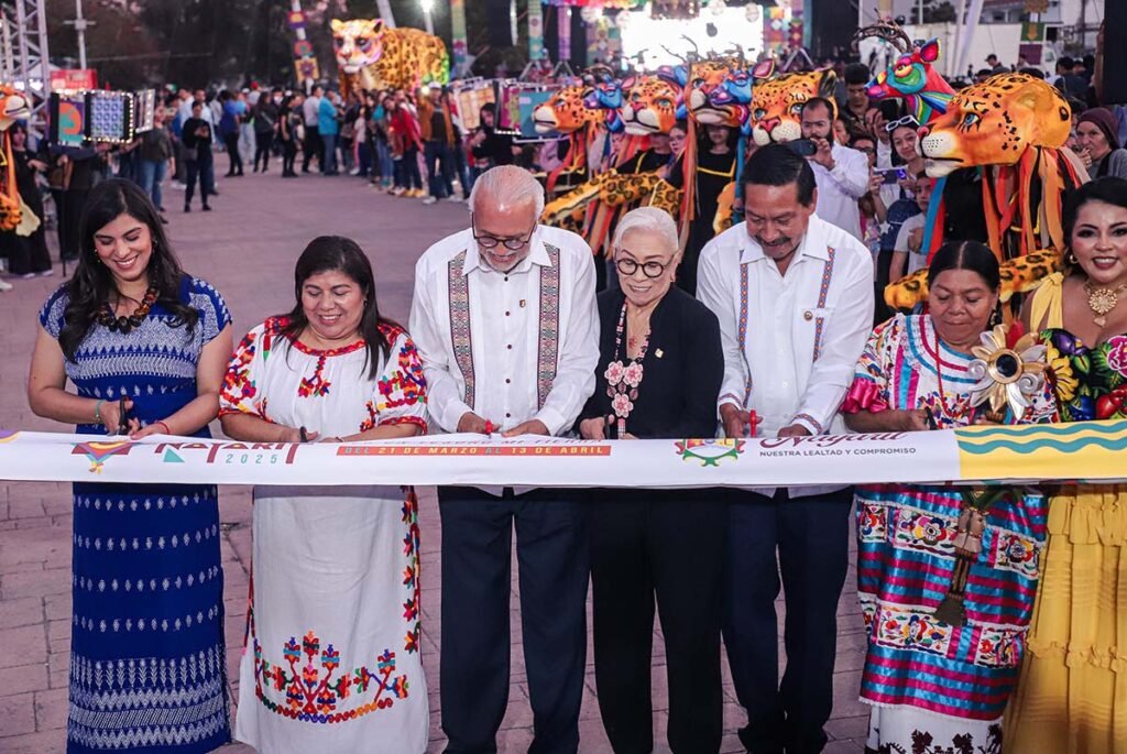 Bahía de Banderas deslumbra en el desfile inaugural de la Feria Nayarit 2025 2 desfile inaugural de la Feria Nayarit 2025 04