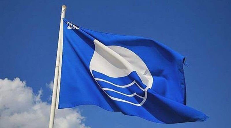 12 playas de Puerto Vallarta van por la certificación Blue Flag 1 Bandera azul que representa la certificación de playas Blue Flag.