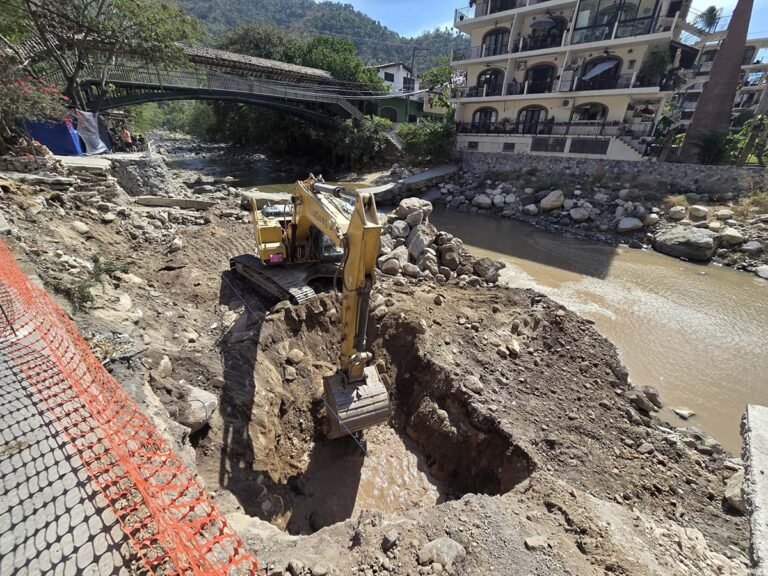 Inicia construcción de muro de contención en la colonia Buenos Aires