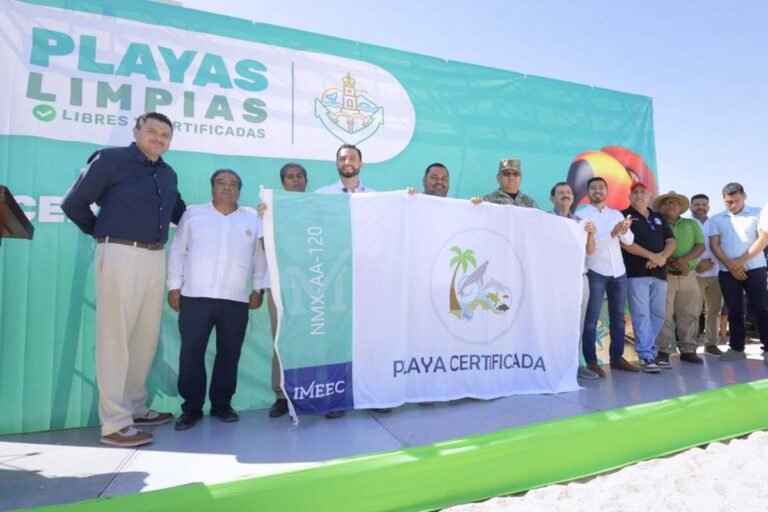 Playa de Oro en Puerto Vallarta es certificada como Playa Limpia