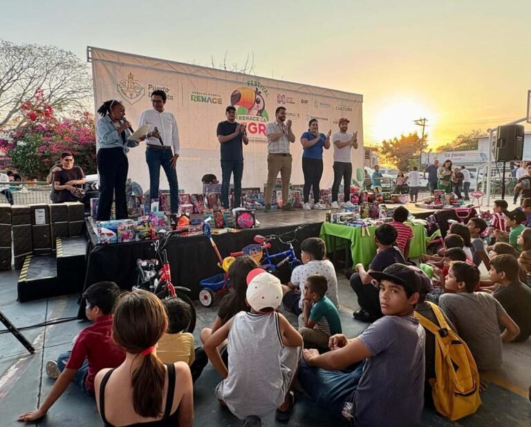 Niñas y niños de Ixtapa celebran su día como Guardianes del Agua