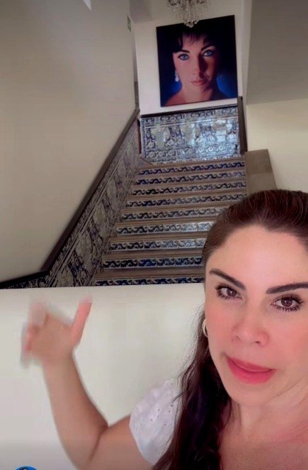 Paola Rojas se deja cautivar por Puerto Vallarta y la Costalegre 3 Paola Rojas 1