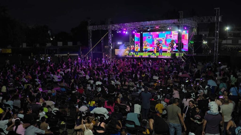 Miles de personas disfrutaron del Festival 'Renace la Alegría' 1 Renace la Alegria 01