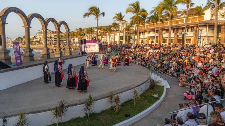 Un éxito el 1er festival folclórico nacional del adulto mayor