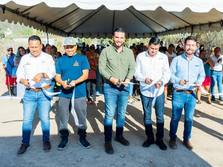 Inaugura Munguia obra de drenaje en Volcanes de la Montaña