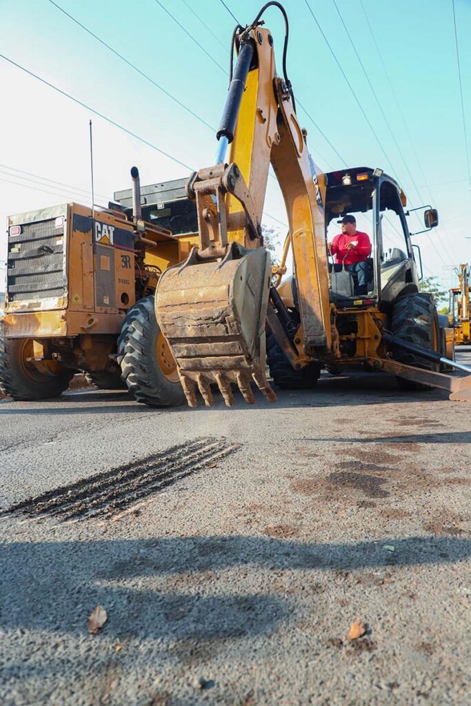 Inicia transformación urbana en Valle Dorado con pavimentación de la calle Valle de México 5 pavimentacion de la calle Valle de Mexico 01