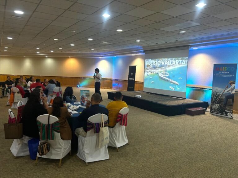 Puerto Vallarta se promociona de cara al verano 2025