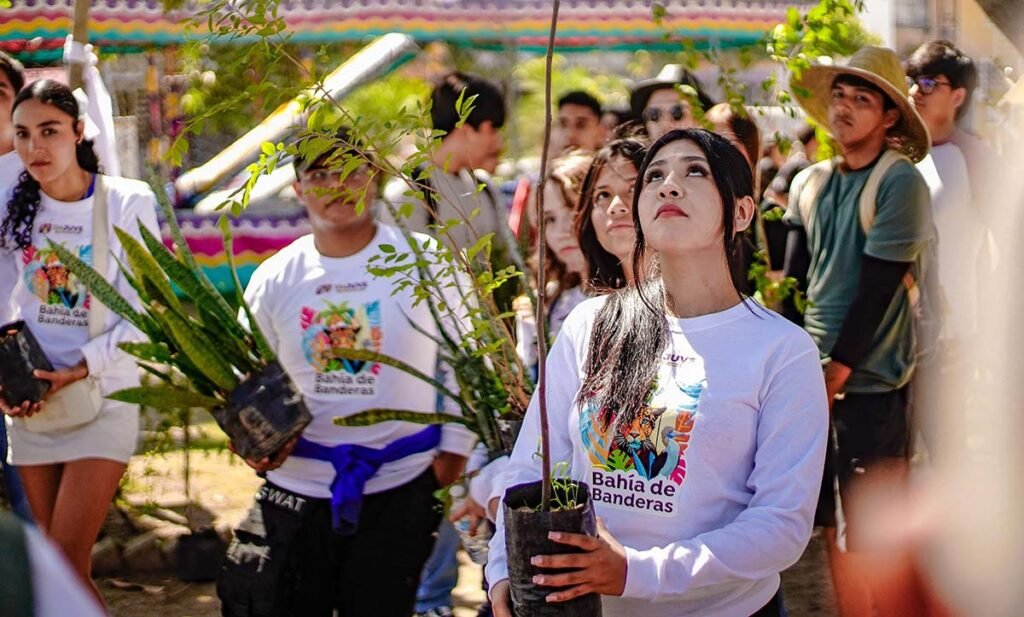 Bahía de Banderas se suma al Tequio Nacional con participación juvenil 7 Bahia de Banderas se suma al Tequio Nacional con participacion juvenil 01