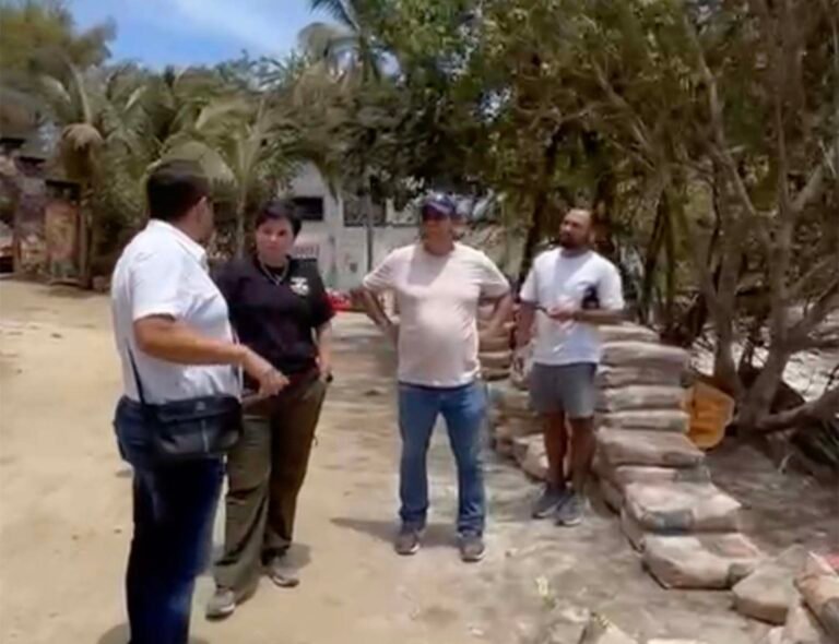 Gobierno de Bahía de Banderas clausura obra en Sayulita por reincidencia