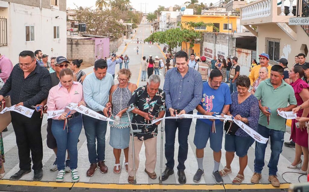 Gobierno de Bahia de Banderas transforma calle Amado Nervo en Bucerias 10