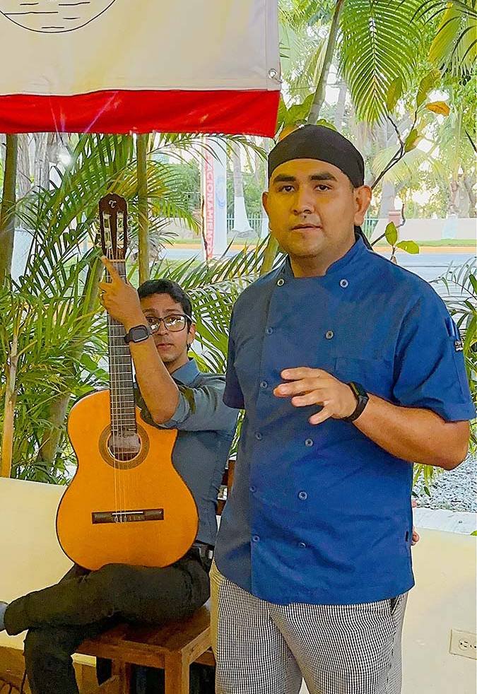 Monico Rodriguez Sous Chef Mariscos Tinos