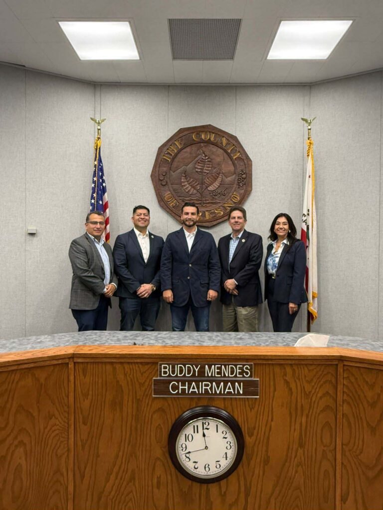 Puerto Vallarta fortalece lazos económicos con Fresno, California