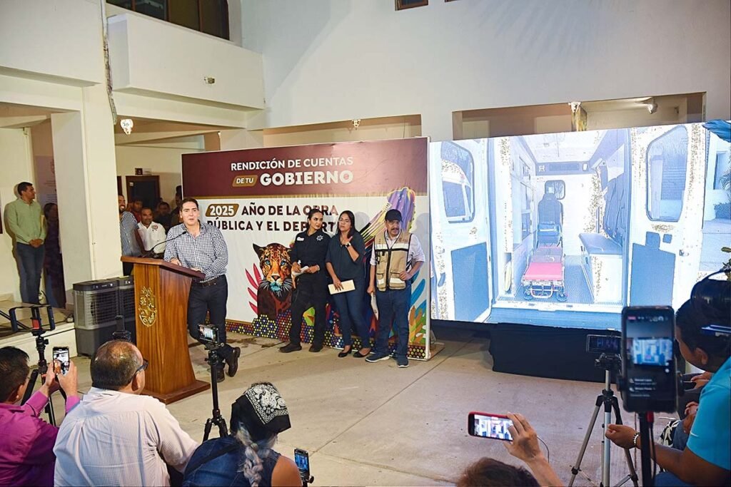 Héctor Santana rinde cuentas y entrega apoyos directos a la ciudadanía 1 rendicion de cuentas 130520250031