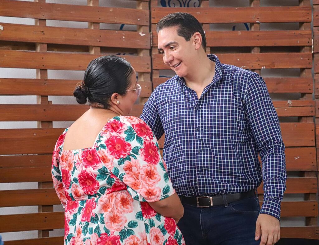 Encabeza Héctor Santana la 34ª Audiencia Ciudadana en Mezcalitos.