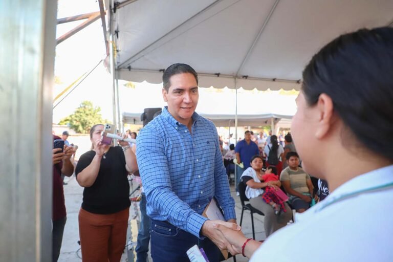 Gobierno de Bahía de Banderas realiza Audiencia Ciudadana 33