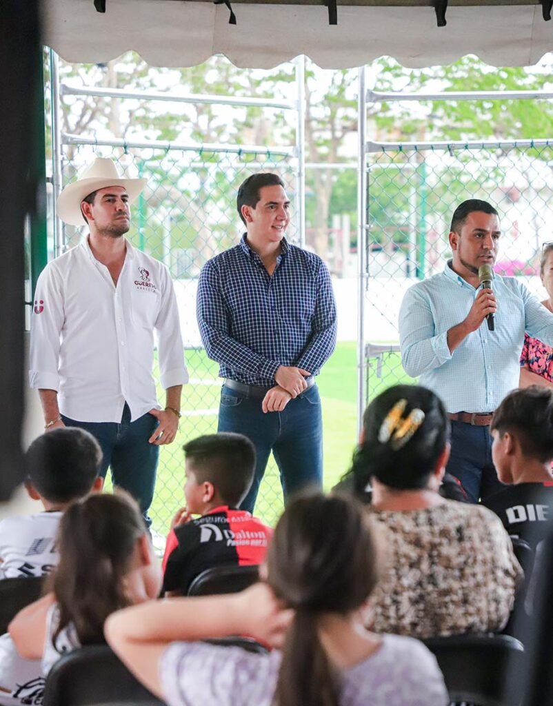 Héctor Santana inaugura cancha de futbol rápido en Jardines del Sol 3 Héctor Santana inaugura cancha de futbol rápido en Jardines del Sol.