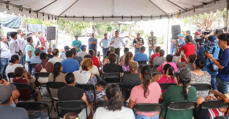 Inicia pavimentación con concreto hidráulico en El Tondoroque