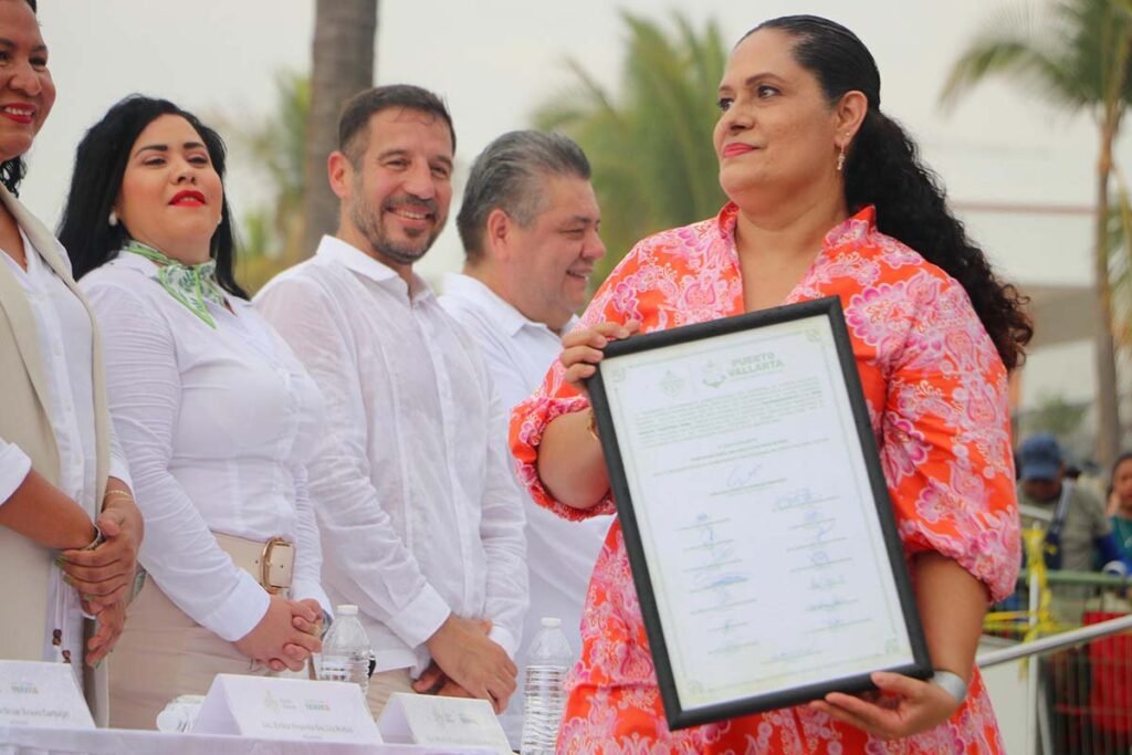 Puerto Vallarta reconoce a su gente en su 107 aniversario 11
