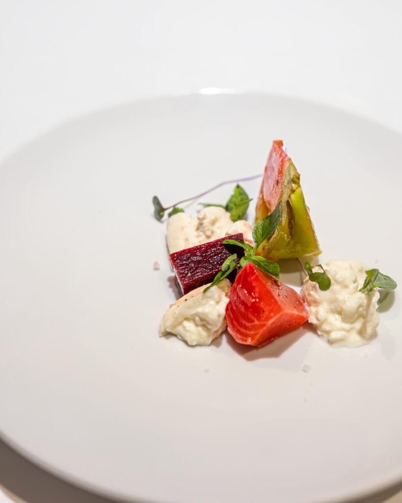 Essenza di Lucca, un viaje sensorial al corazón de la Toscana en Velas Resorts 6 burrata ahumada essenza di lucca