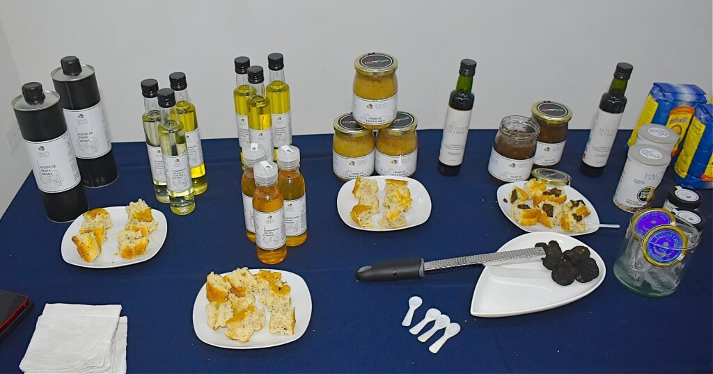 Innova Gourmet presenta al chef Miguel Cepeda en master class de cocina molecular 7 cocina molecular0057