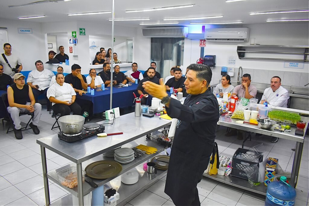 Innova Gourmet presenta al chef Miguel Cepeda en master class de cocina molecular 1 cocina molecular0073