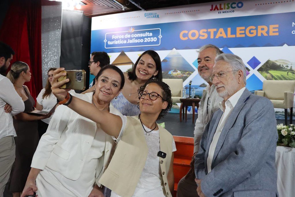Perfila Costalegre su desarrollo como destino turístico sostenible en América Latina 3 Michelle Fridman Hirsch, Secretaria de Turismo de Jalisco, moderó los trabajos del foro de la Costalegre.