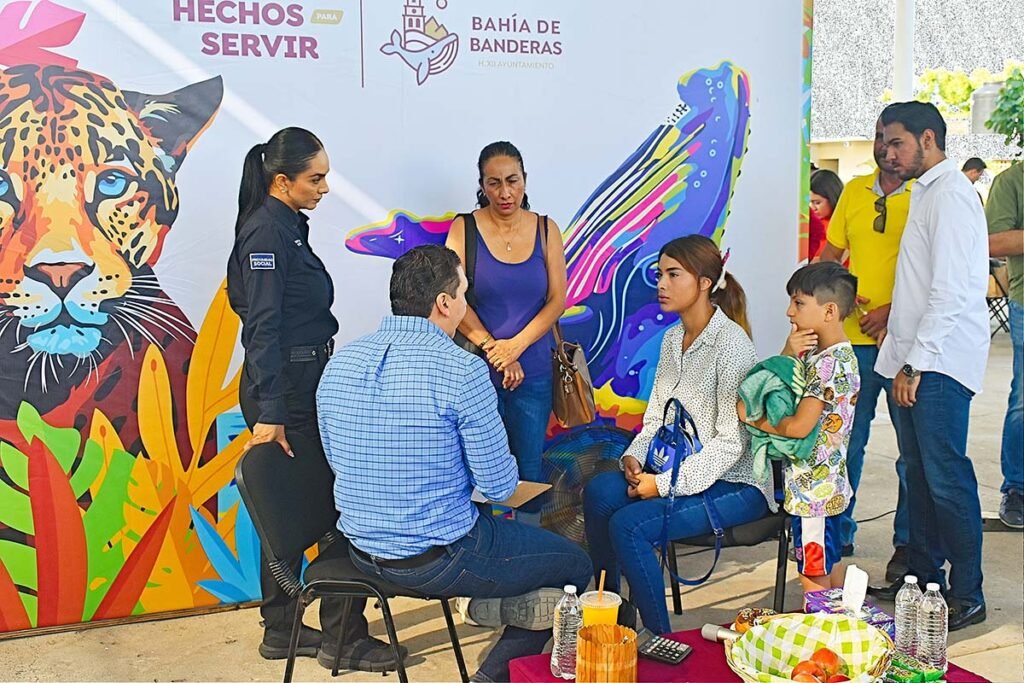 Héctor Santana reafirma compromiso con desarrollo de Punta de Mita Audiencia Ciudadana 40°