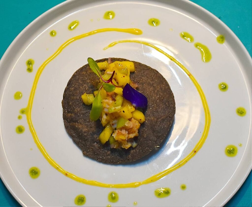 Raicilla, sabores y raíces: una experiencia con alma mexicana en Vallarta Tequila Tastings 3 Ceviche Tropical Raicilla Maridaje Mexicano