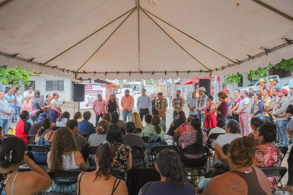 Gobierno de Bahía de Banderas arranca su obra pública número 100 4 Gobierno de Bahia de Banderas arranca su obra publica numero 100 04