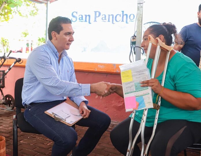 Gobierno de Bahía de Banderas atiende en San Pancho durante Audiencia Ciudadana 37.