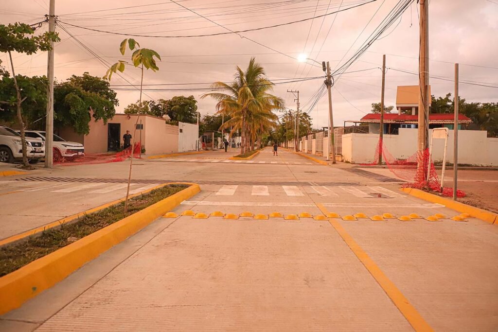 Héctor Santana inaugura Calle Reforma en San Vicente del Mar 4 Calle Reforma en San Vicente del Mar (ahora).
