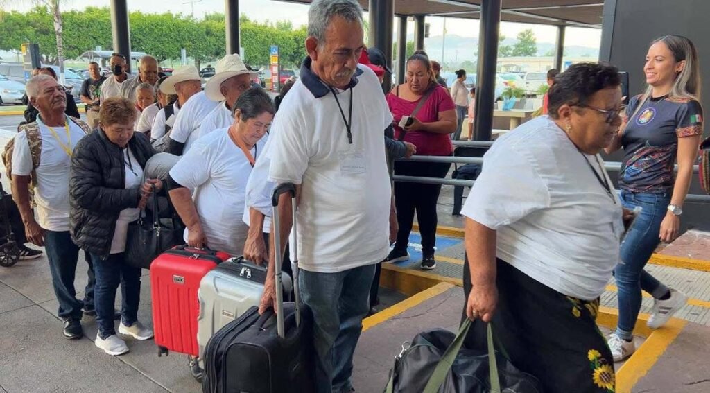 Inicia vuelo internacional Tepic–Los Ángeles desde el Aeropuerto de Riviera Nayarit 5 Inicia vuelo internacional Tepic–Los Ángeles desde el Aeropuerto de Riviera Nayarit.