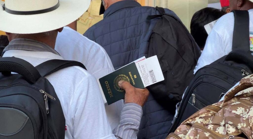 Inicia vuelo internacional Tepic–Los Ángeles desde el Aeropuerto de Riviera Nayarit 2 Inicia vuelo internacional Tepic–Los Ángeles desde el Aeropuerto de Riviera Nayarit.