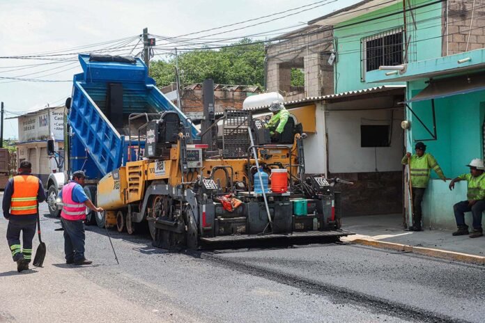 Reencarpetamiento de Avenida Yucatán mejora vialidad en San José.