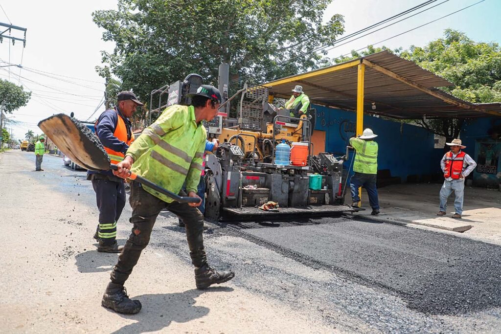 Reencarpetamiento de Avenida Yucatán mejora vialidad en San José 5 Reencarpetamiento de Avenida Yucatán mejora vialidad en San José.
