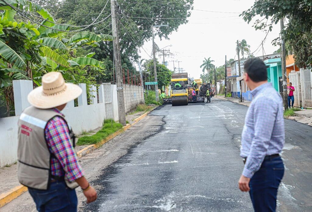 Reencarpetamiento de Avenida Yucatán mejora vialidad en San José 1 Reencarpetamiento de Avenida Yucatán mejora vialidad en San José.